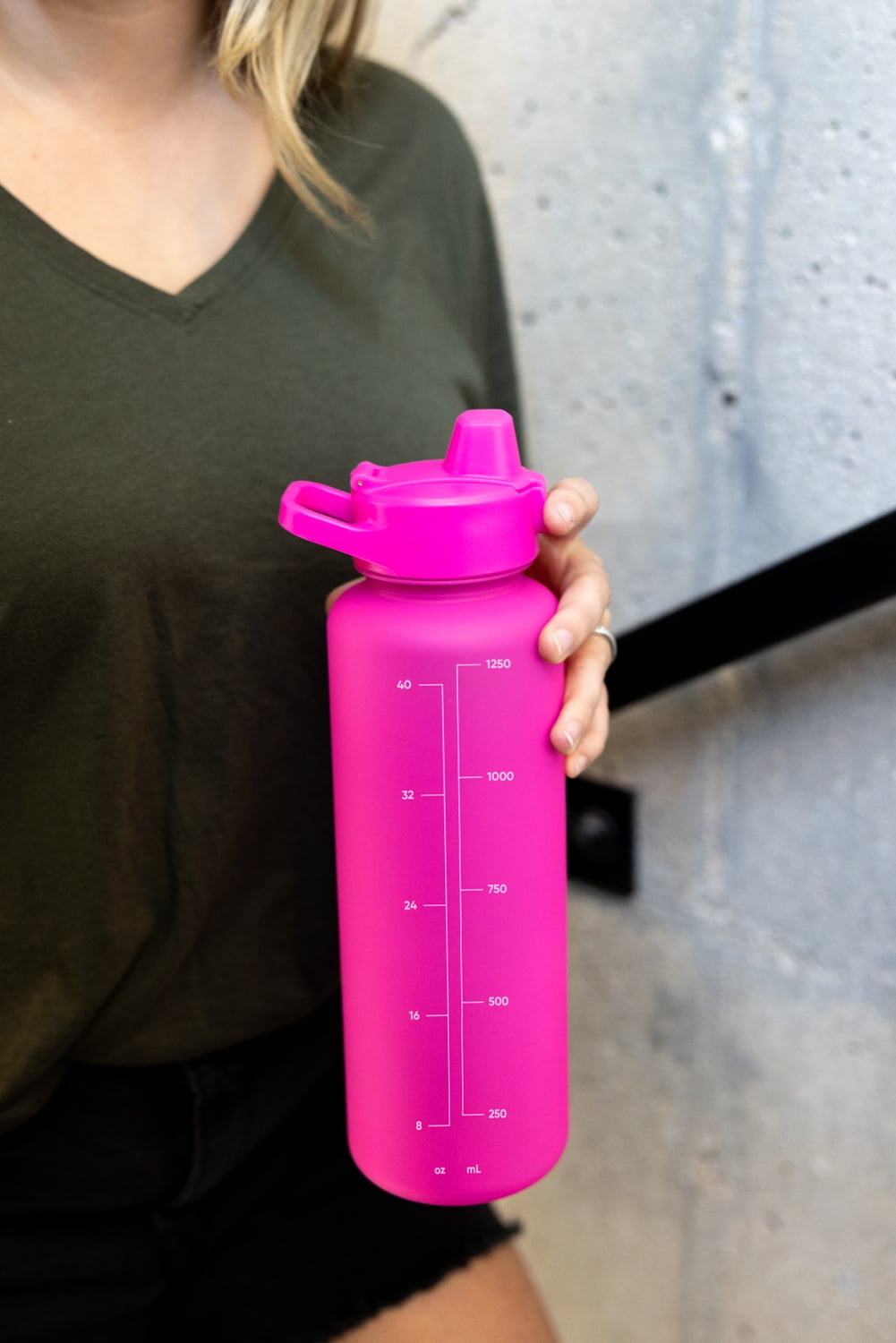 Simple Modern 48 fl oz Reusable Tritan Summit Water Bottle with Silicone Straw Lid|Raspberry Vibes 3DBT