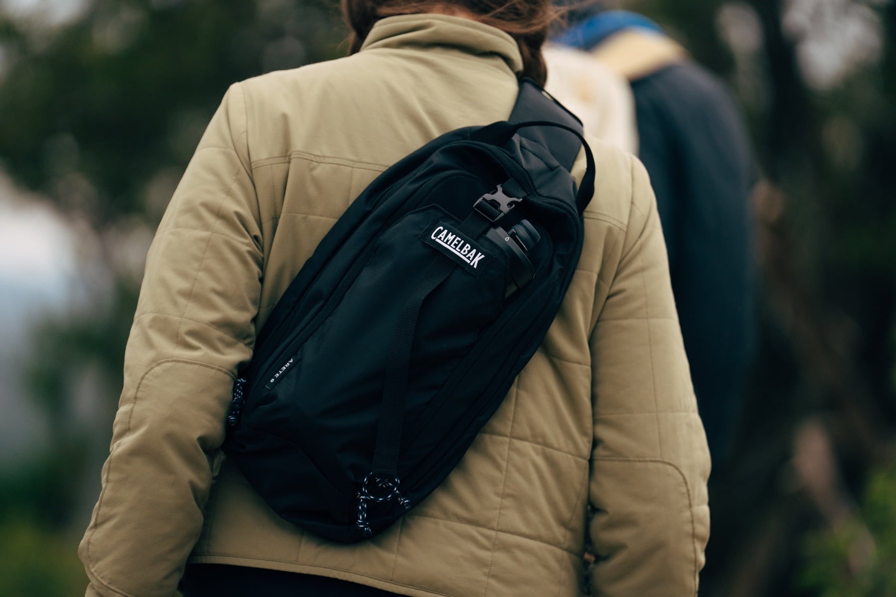 Camelbak Arete Sling 8, Deep Teal 3UC1