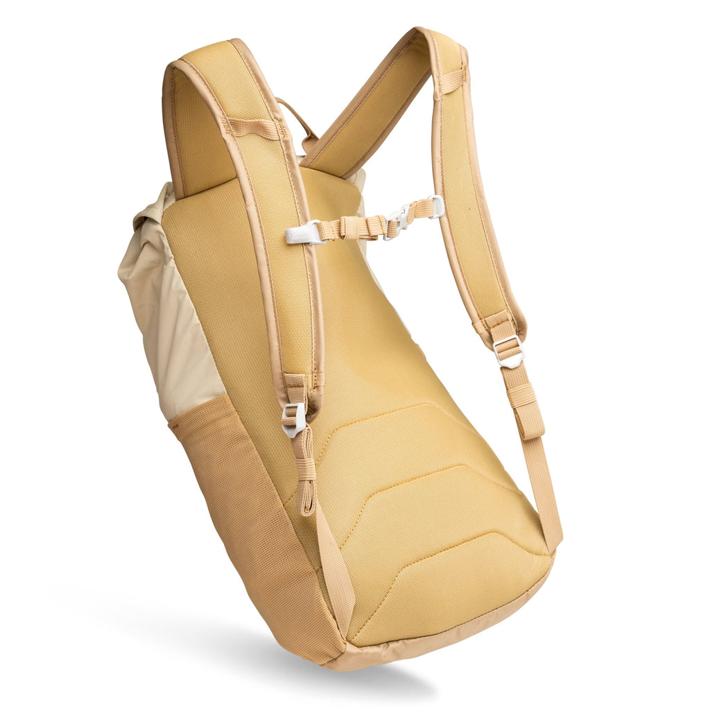 CamelBak Arête™ 18 Hydration Pack 50 oz, Canyon Clay H8YZ