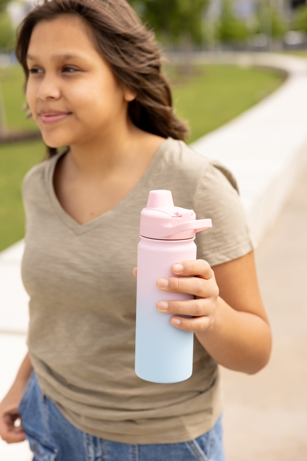 Simple Modern 18 fl oz Insulated Stainless Steel Summit Water Bottle with Covered Silicone Straw Lid | Sweet Taffy C5MR